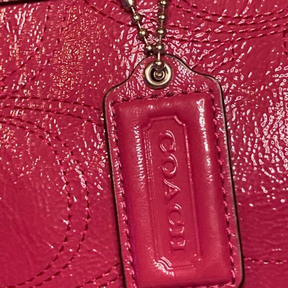 COACH Gallery Tote - Fuchsia Patent Leather - Picture 12 of 13